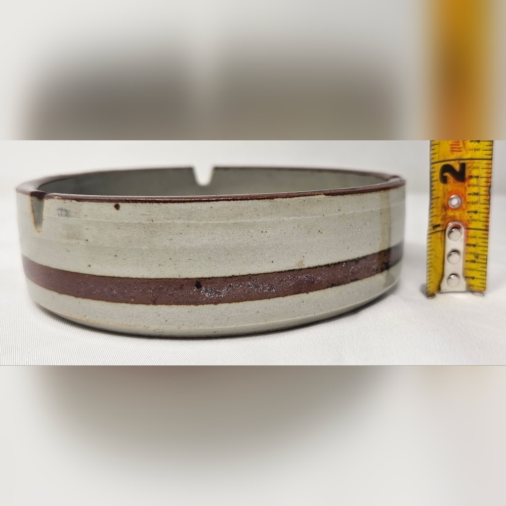 Vintage Hand Crafted Otagiri Original Speckled Stoneware Pottery Floral Ashtray - Picture 11 of 13